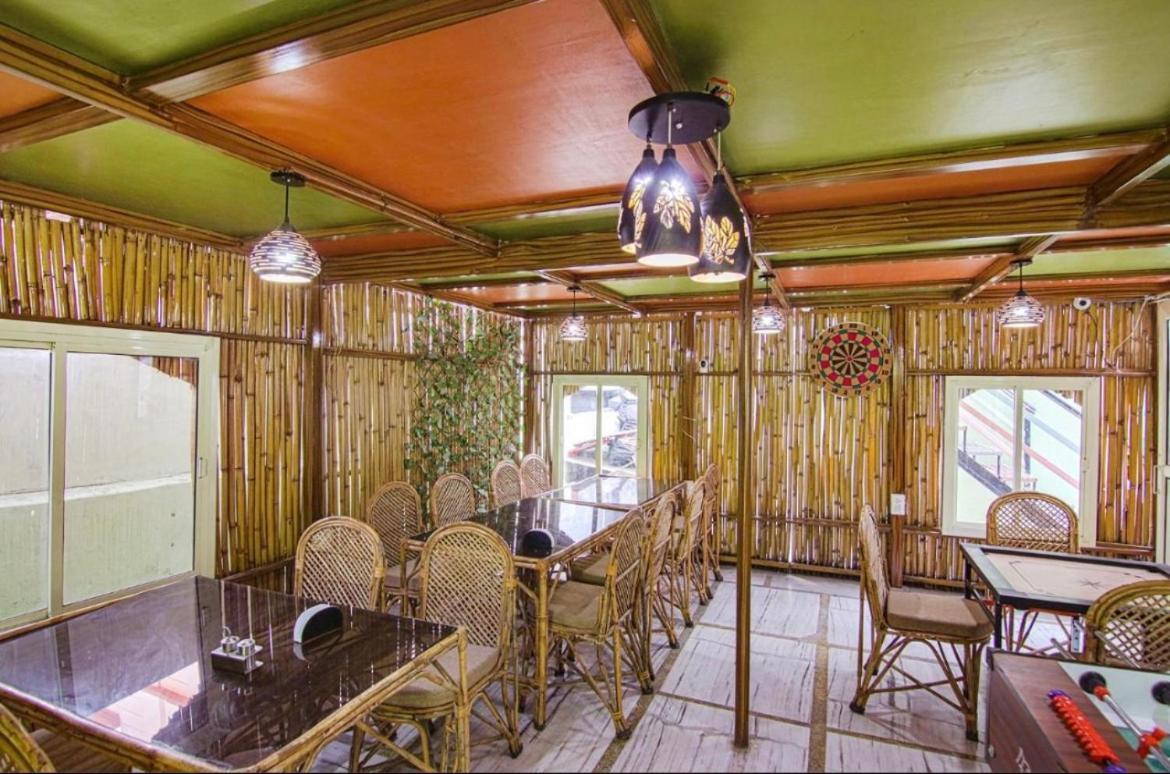 The For You Hotel & Restaurant Rishīkesh Екстериор снимка