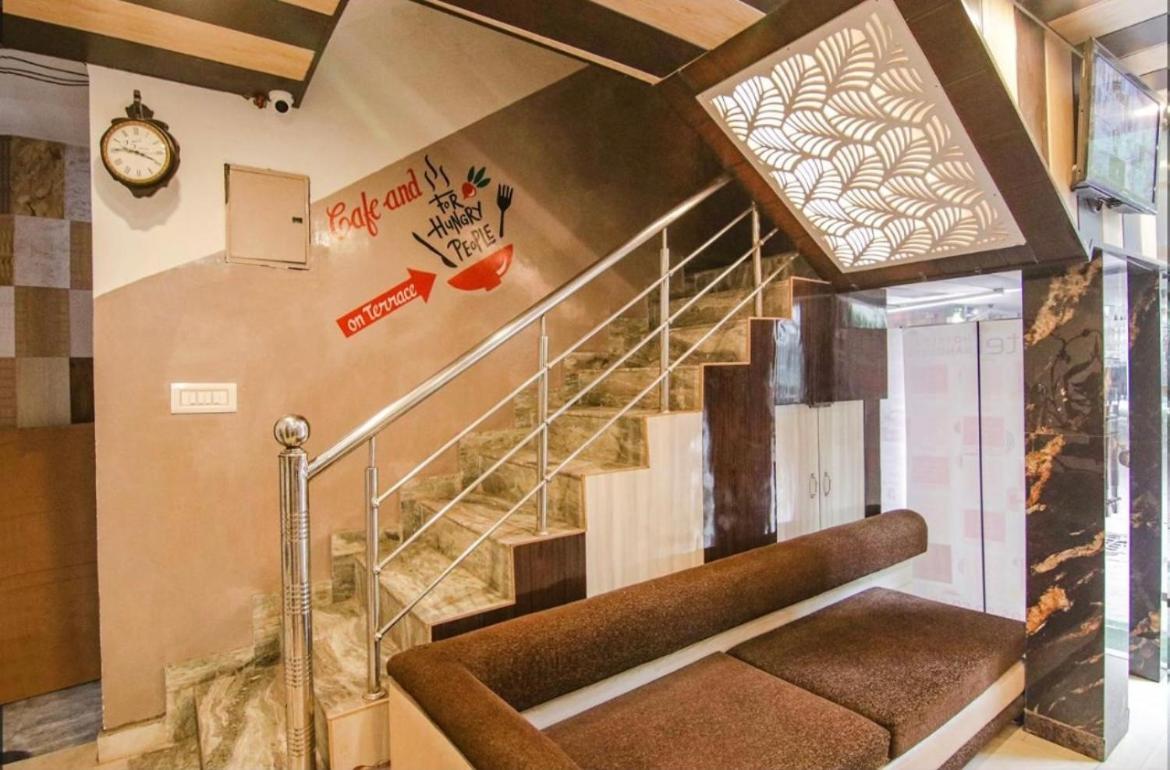 The For You Hotel & Restaurant Rishīkesh Екстериор снимка